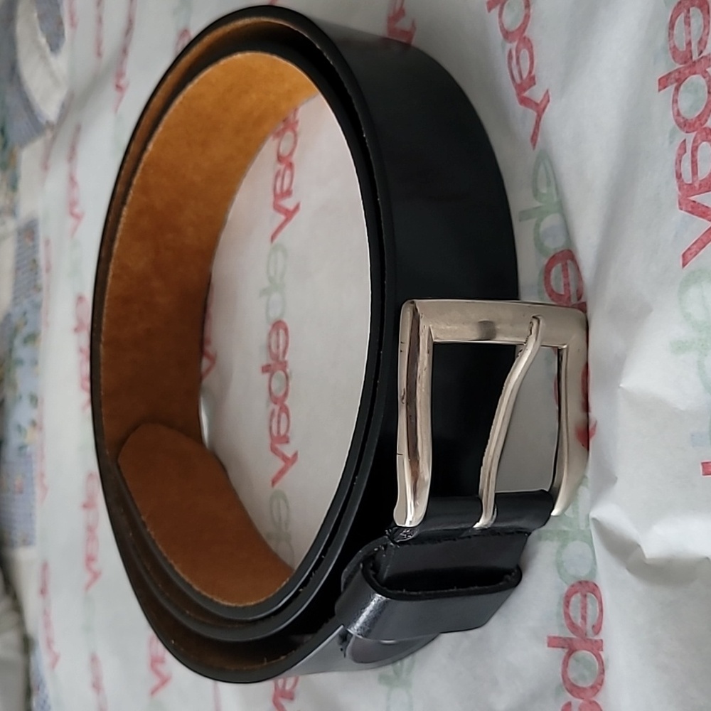 Black Leather Belt Silver Tone Buckle Sz XL